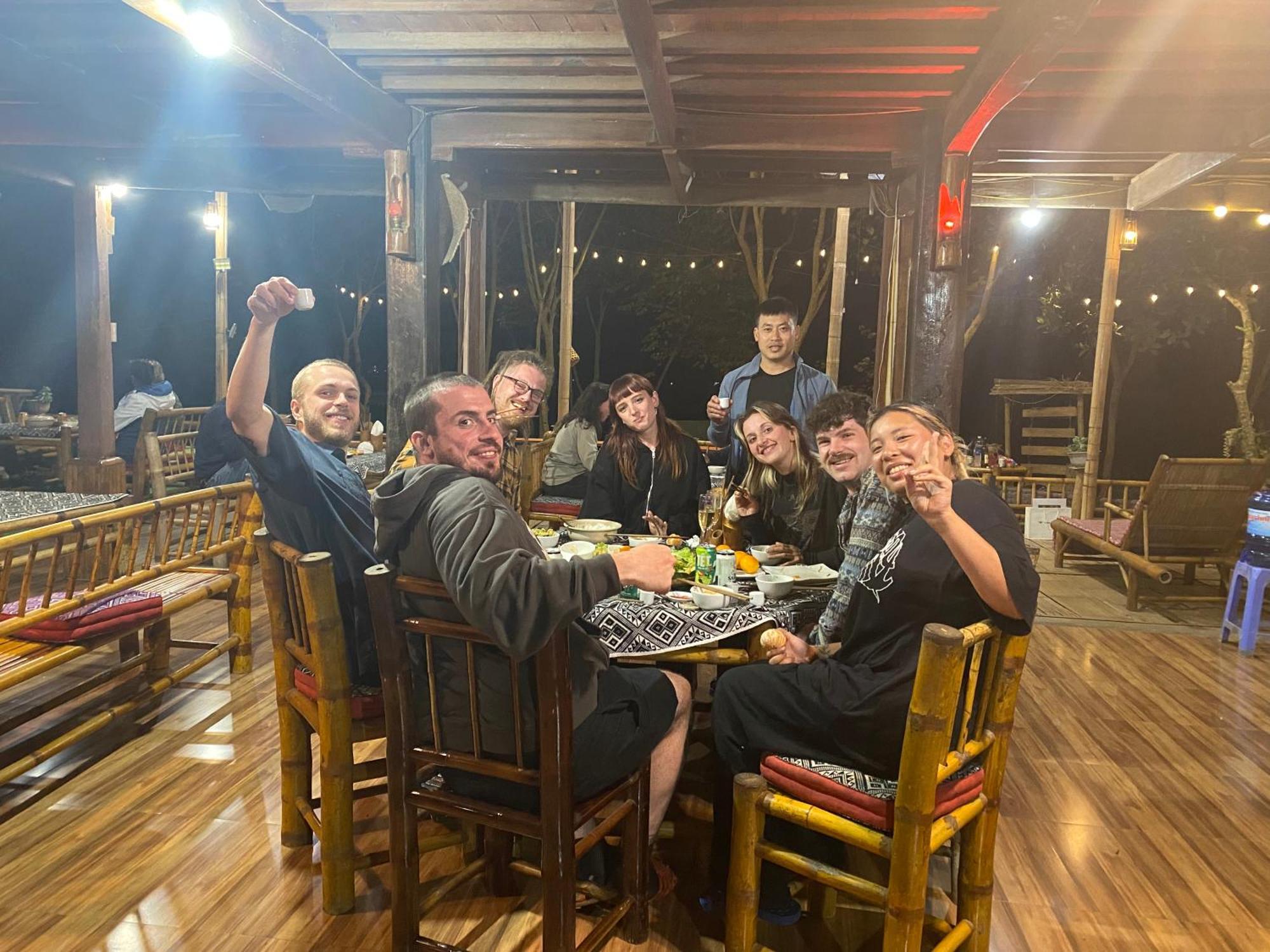 Truong Huy Homestay Mai Chau Eksteriør billede
